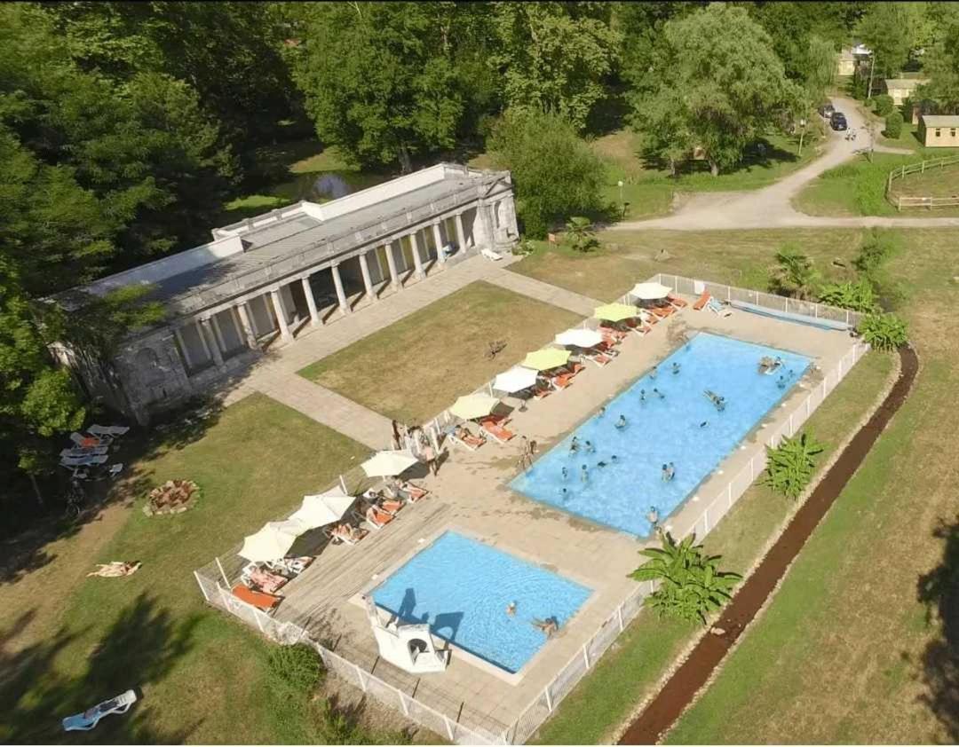 Camping - Piscine - Ccbaieb Montjoie-en-Couserans Εξωτερικό φωτογραφία