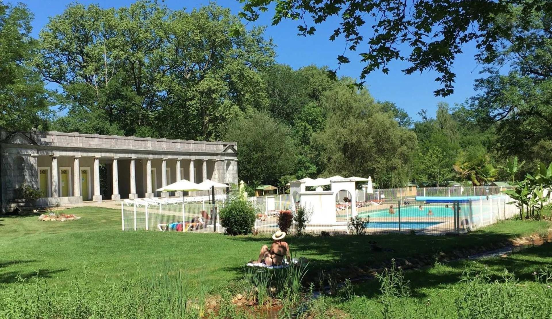 Camping - Piscine - Ccbaieb Montjoie-en-Couserans Εξωτερικό φωτογραφία