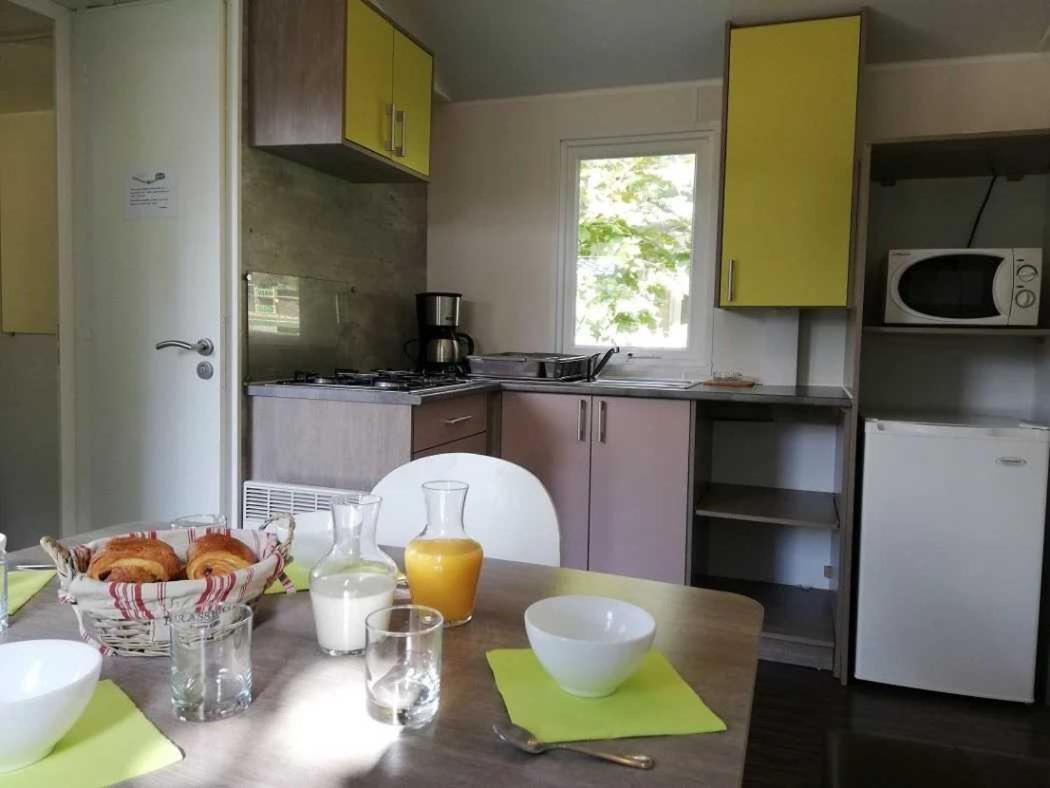 Camping - Piscine - Ccbaieb Montjoie-en-Couserans Εξωτερικό φωτογραφία